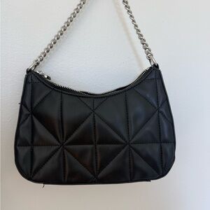 Black Quilted Chain Shoulder Bag
